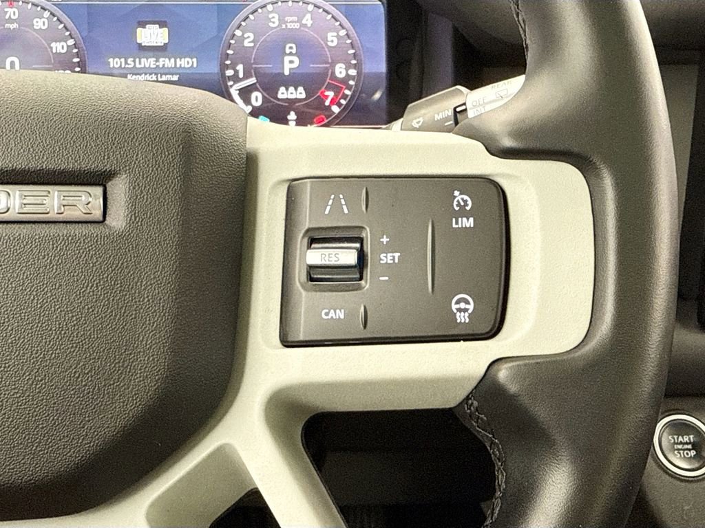 Used 2022 Land Rover Defender 110 SE image 12