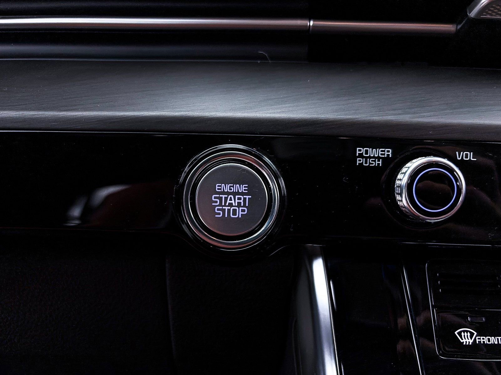 Used 2022 Kia Carnival SX image 24