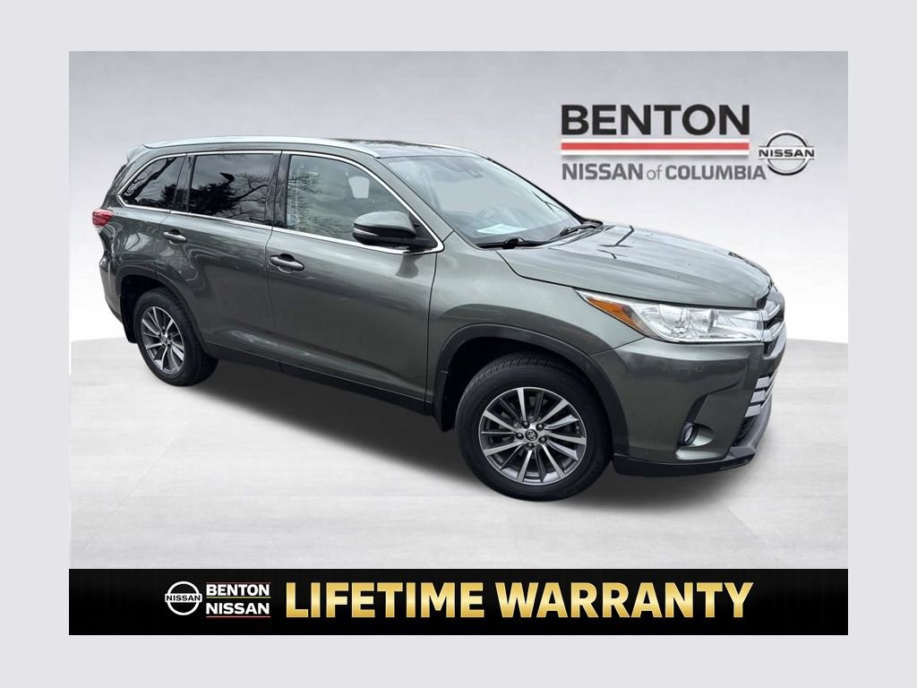 Used 2019 Toyota Highlander XLE image 1
