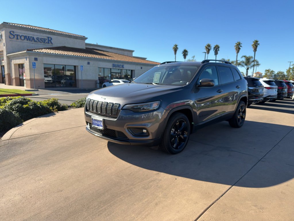 Used 2021 Jeep Cherokee Latitude Plus image 1