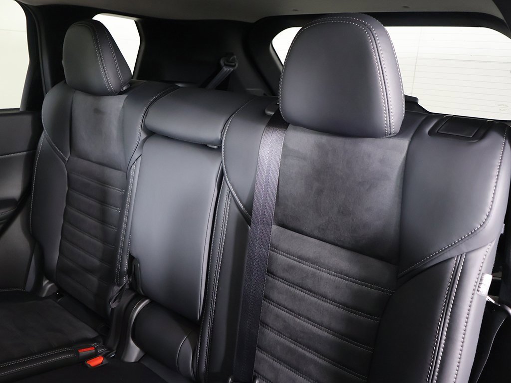 New 2026 Mitsubishi Outlander SE image 32