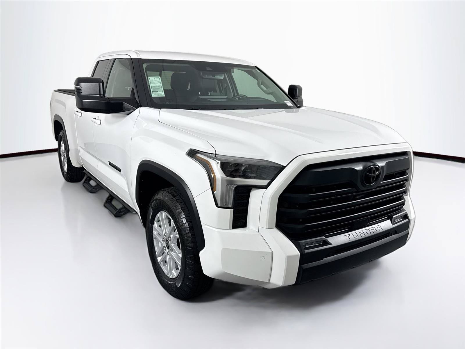 Used 2022 Toyota Tundra SR5 w/ SR5 Premium Package RWD image 9