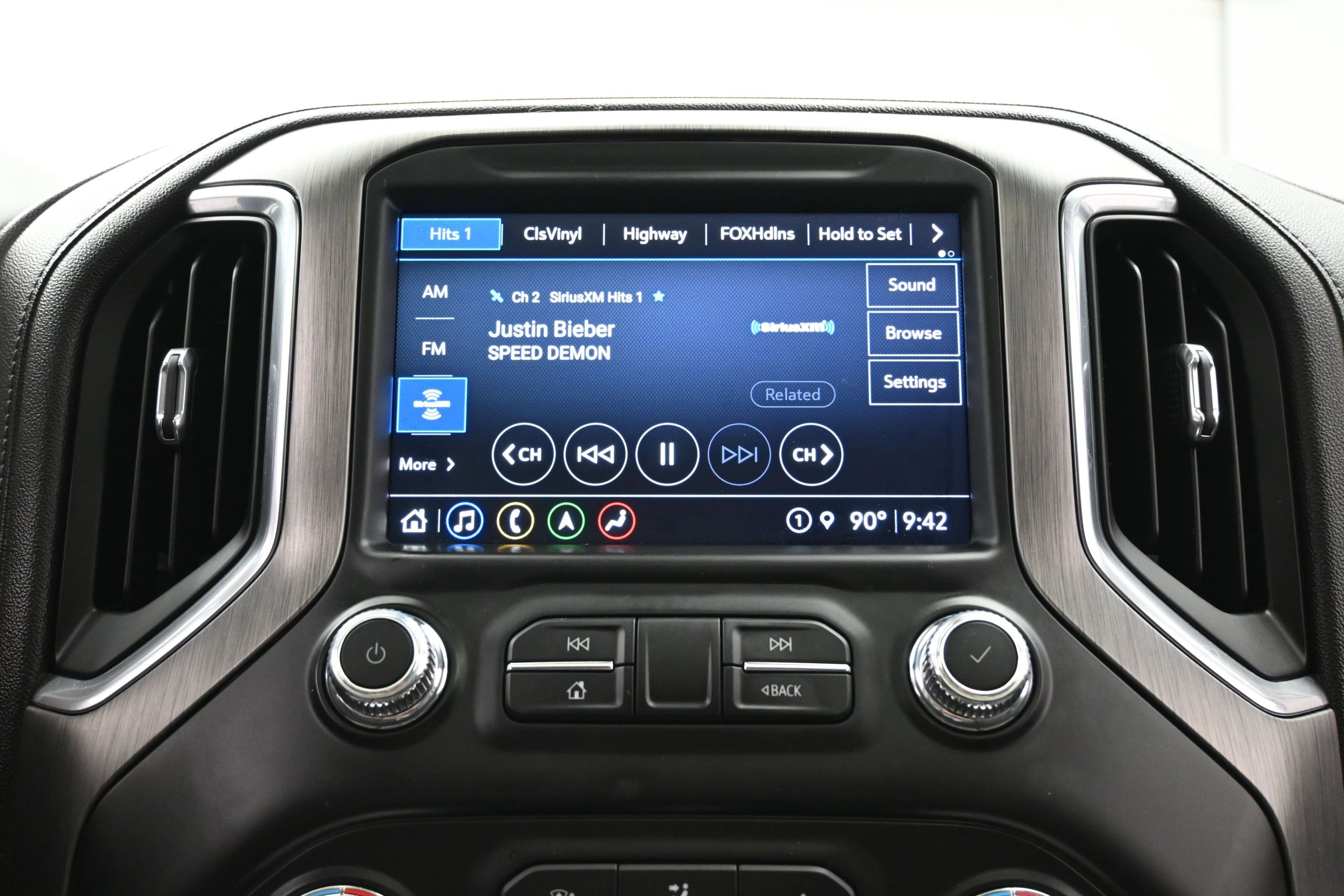 Used 2022 GMC Sierra 2500 Denali w/ Denali Ultimate Package AWD/4WD image 35
