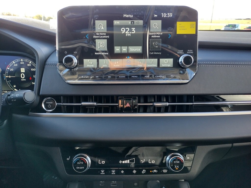 New 2025 Mitsubishi Outlander SE image 4