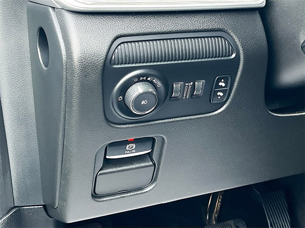 Used 2022 Jeep Wagoneer Series III w/ Premium Group I image 10