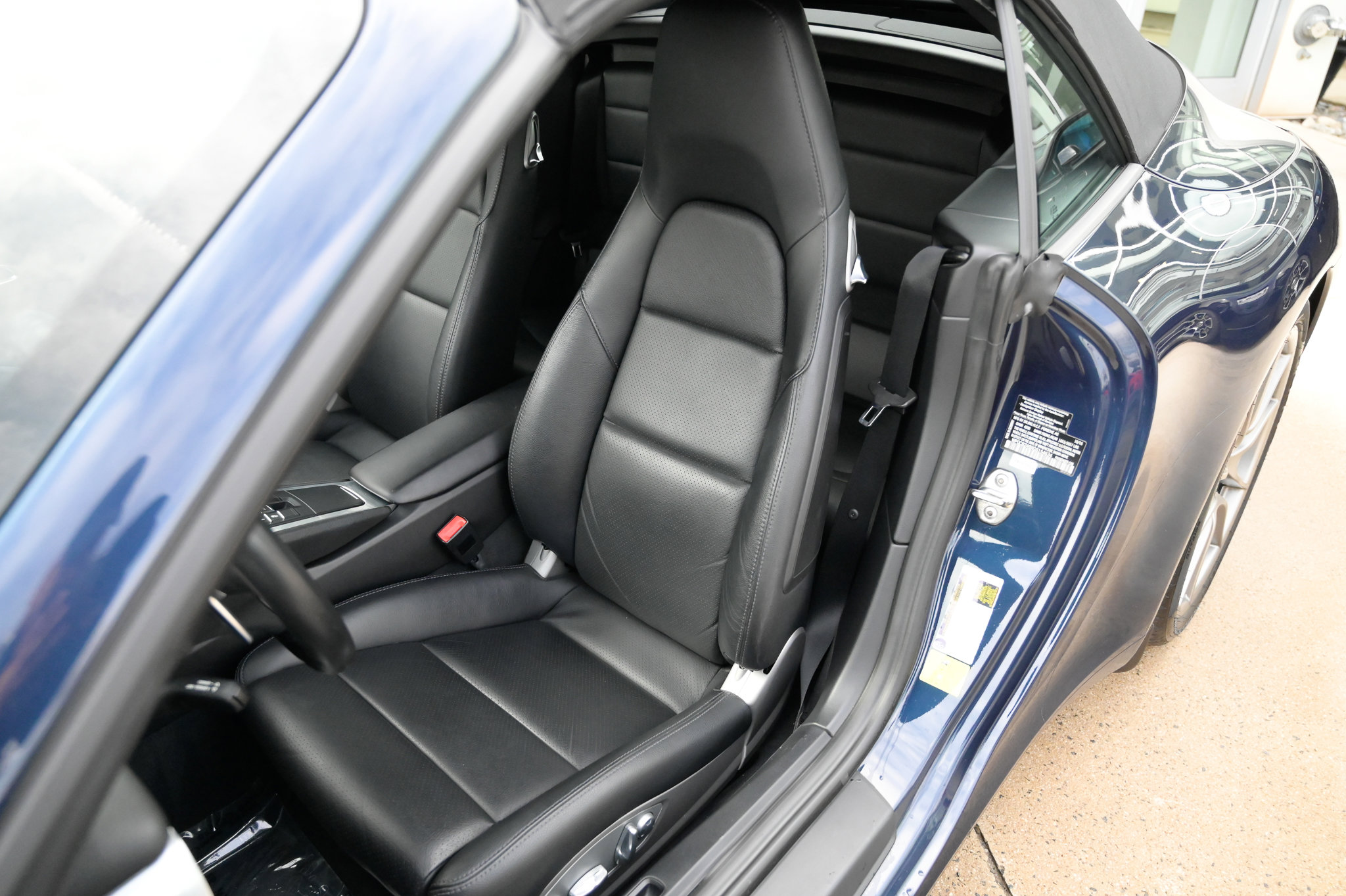 Used 2016 Porsche 911 Carrera S image 18