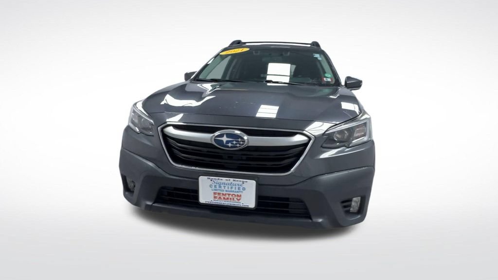 Used 2021 Subaru Outback Premium AWD/4WD image 3