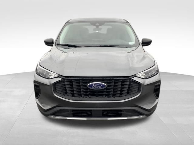 Used 2023 Ford Escape Active AWD/4WD image 2