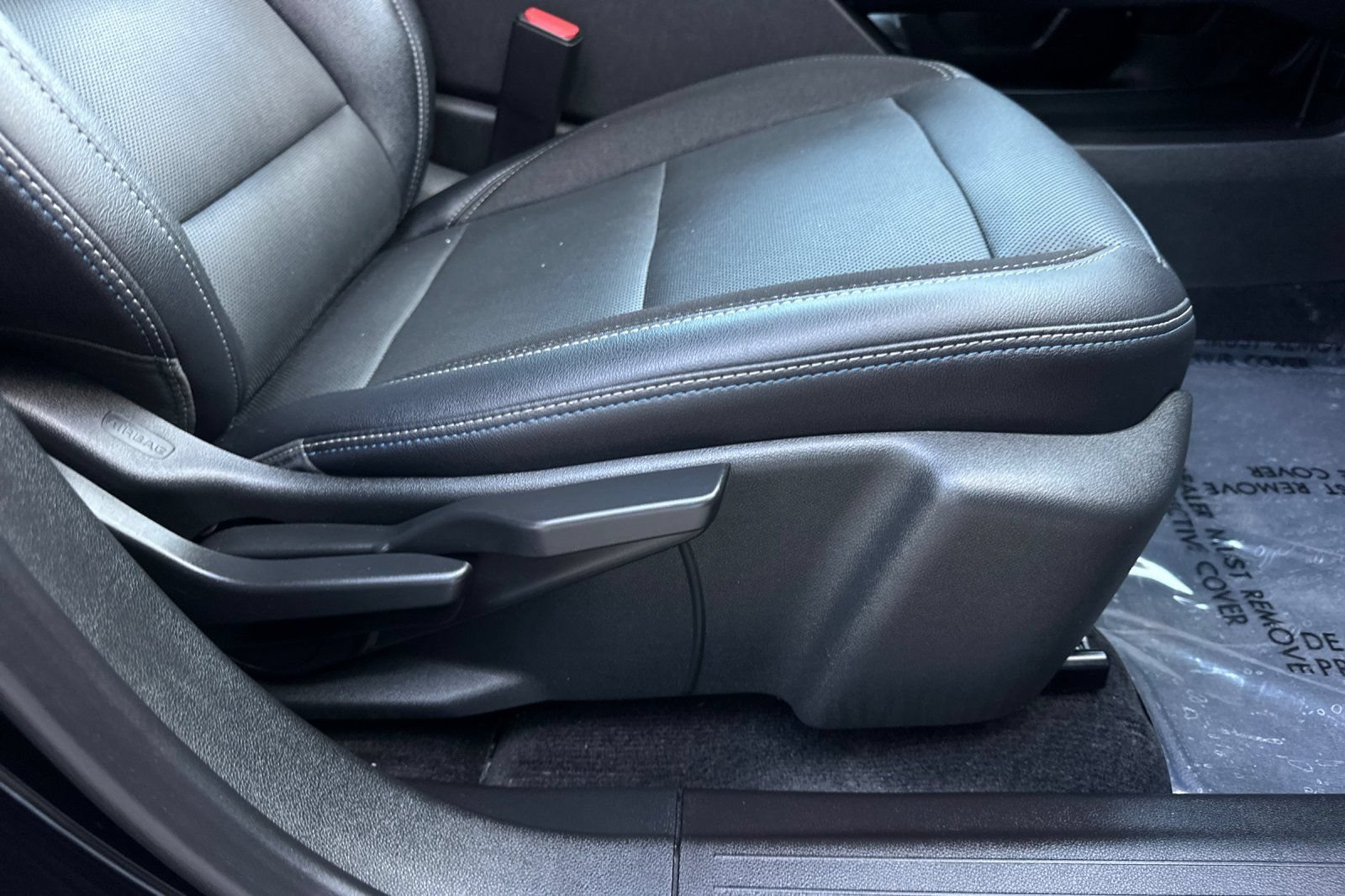 Used 2024 Chevrolet Equinox EV LT FWD image 23