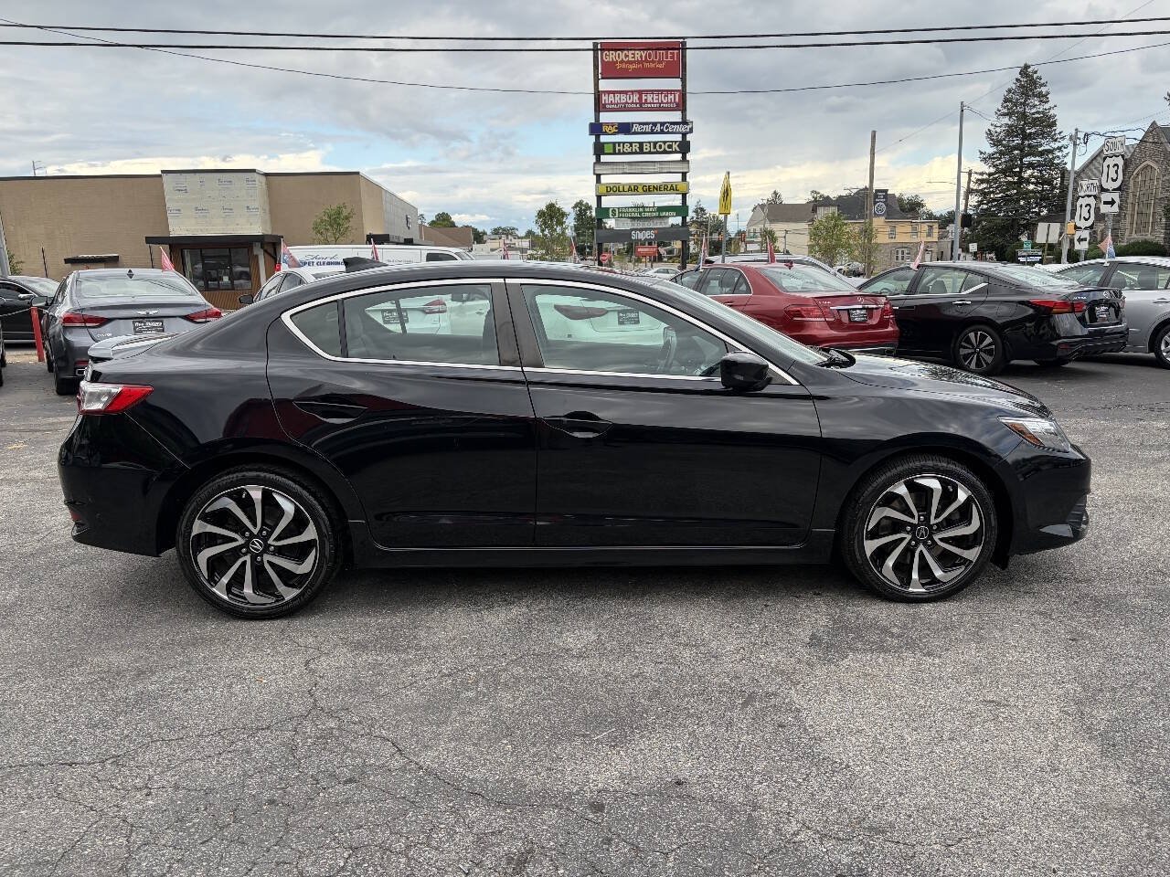 Used 2017 Acura ILX FWD image 5