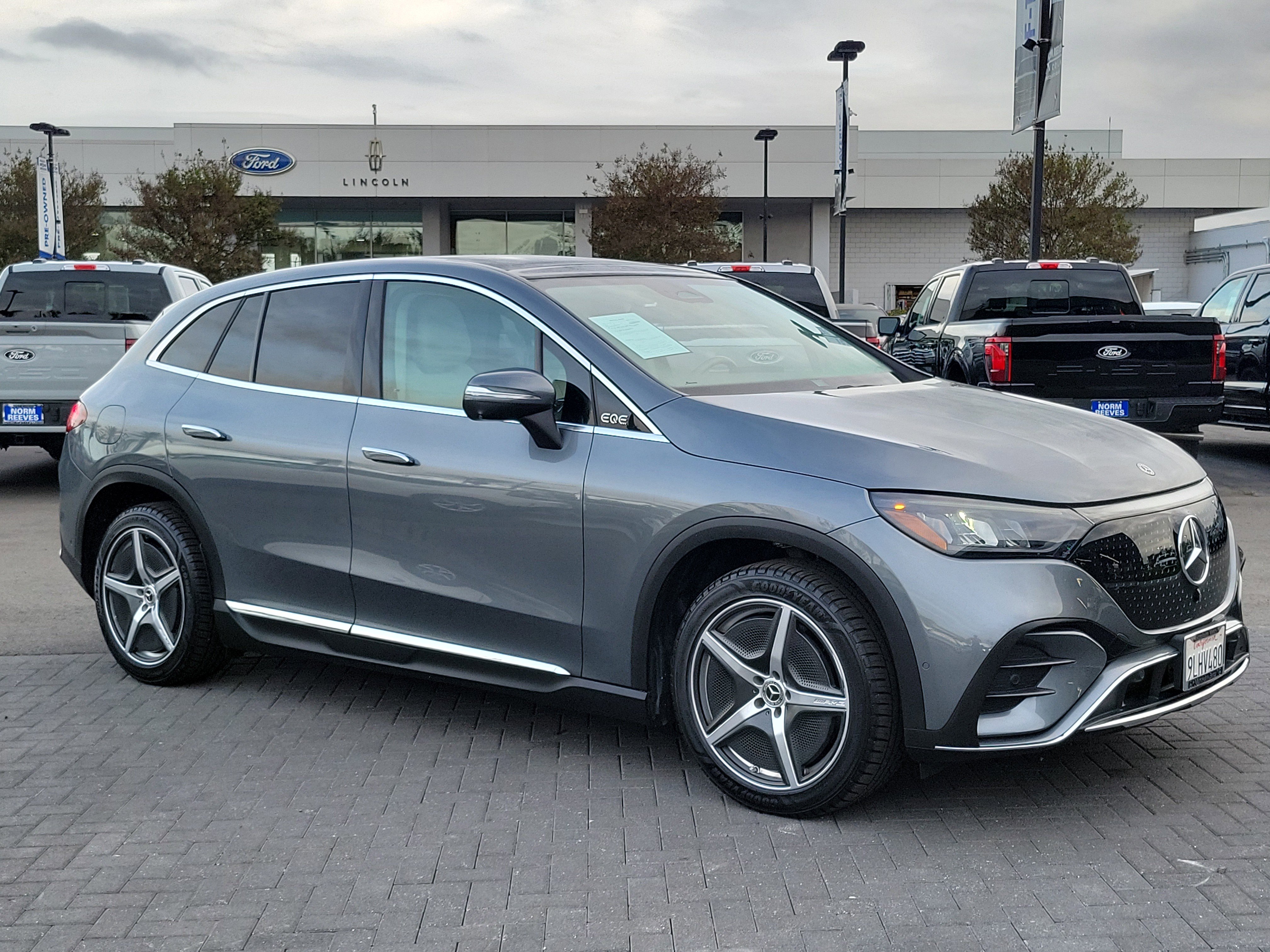 Used 2023 Mercedes-Benz EQE 350+ 4MATIC SUV w/ AMG Line Exterior Package image 30