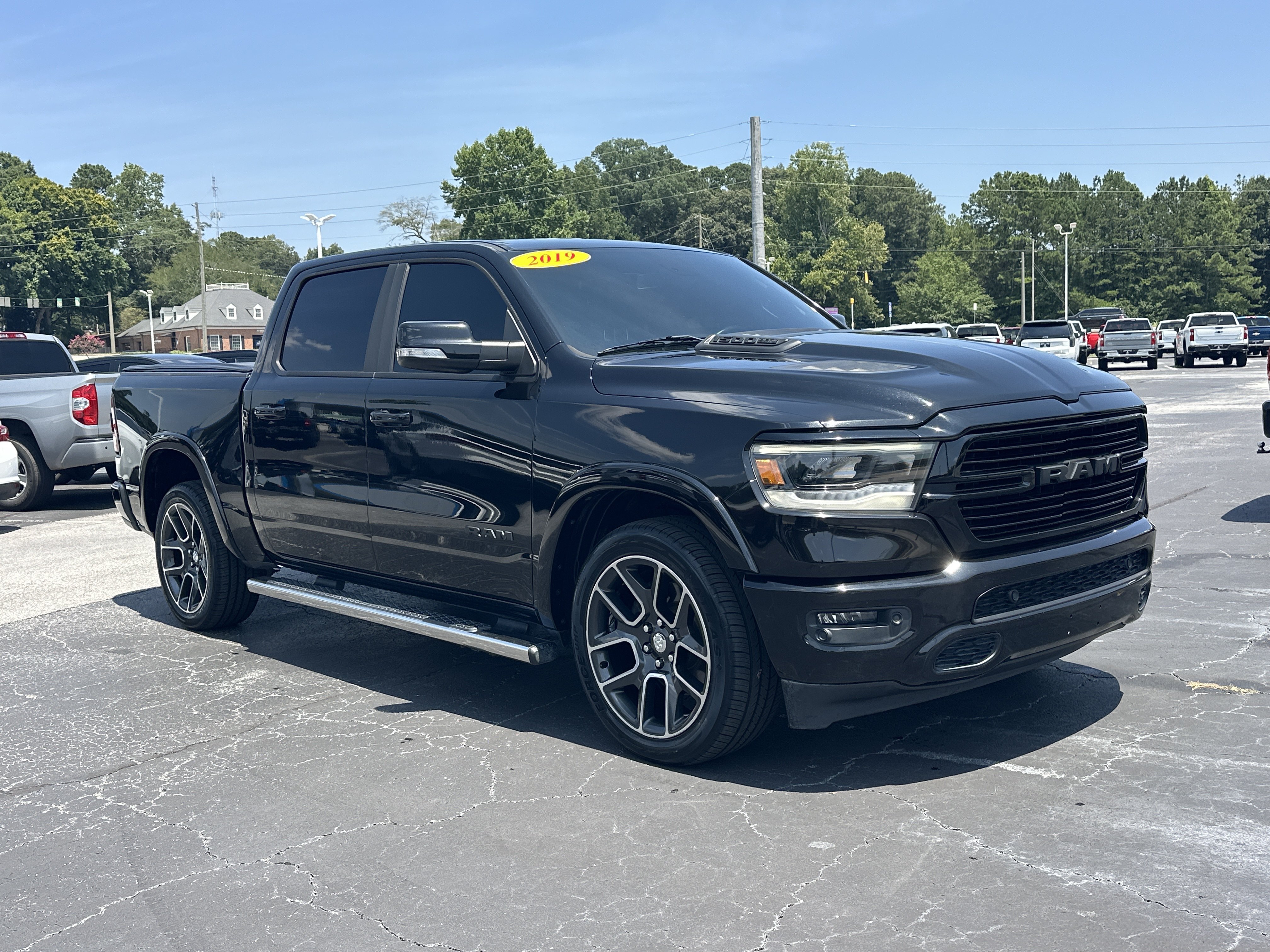 Used 2019 RAM 1500 Laramie RWD image 2