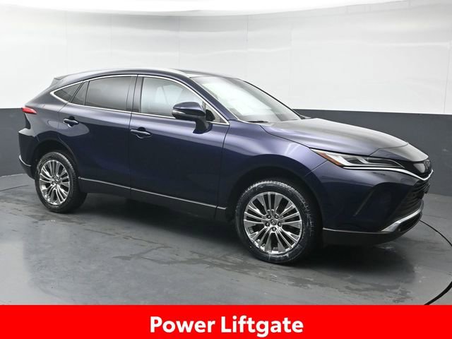 Used 2024 Toyota Venza XLE AWD/4WD image 10