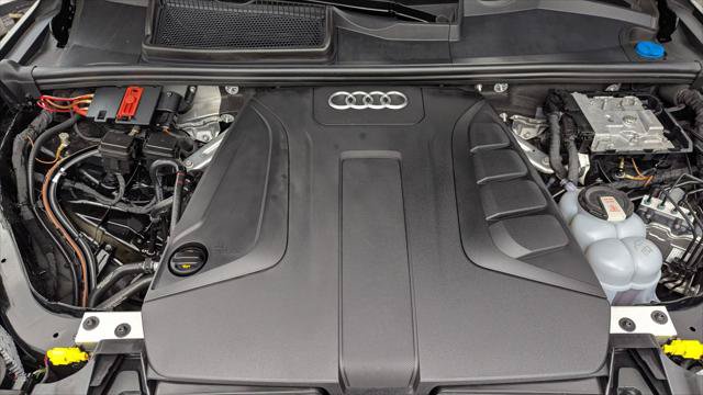 Used 2023 Audi Q7 2.0T Premium Plus w/ Premium Plus Package AWD/4WD image 30