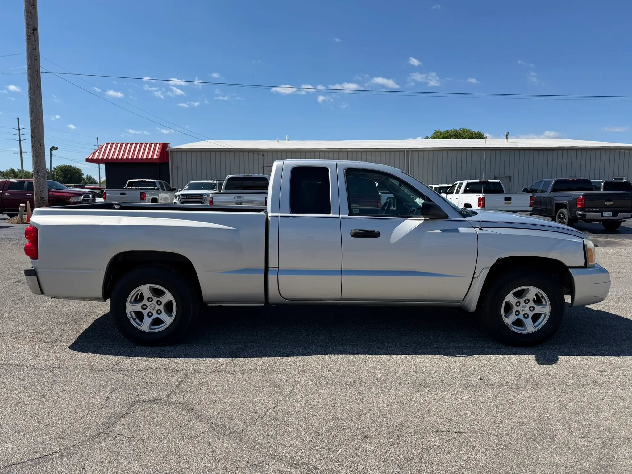 Used 2006 Dodge Dakota SLT RWD image 4