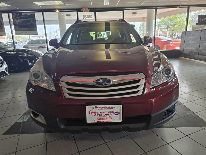 Used 2011 Subaru Outback 2.5i Premium AWD/4WD image 2