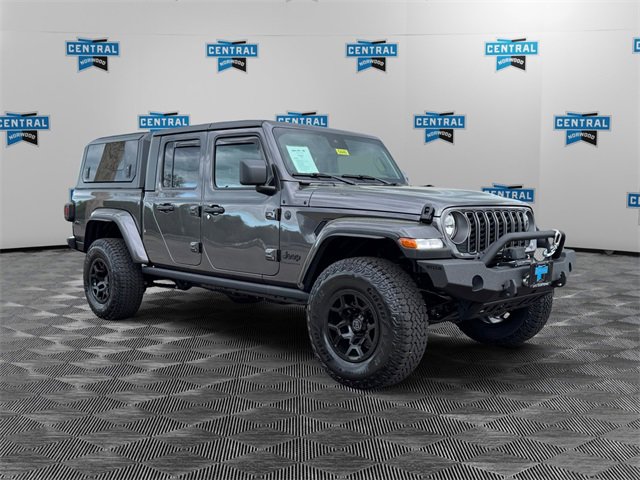 New 2025 Jeep Gladiator Sport image 7