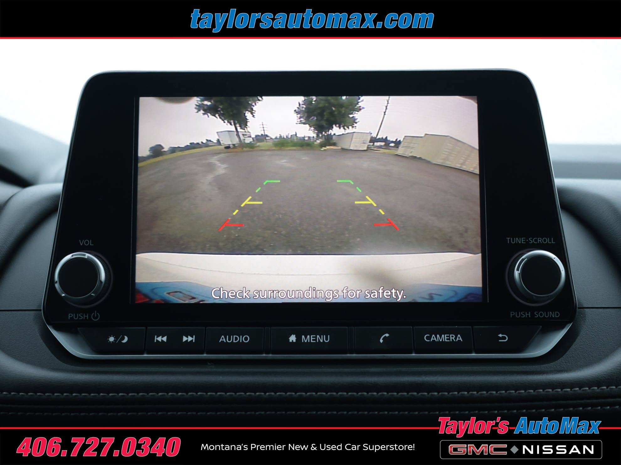 Used 2024 Nissan Rogue S AWD/4WD image 17