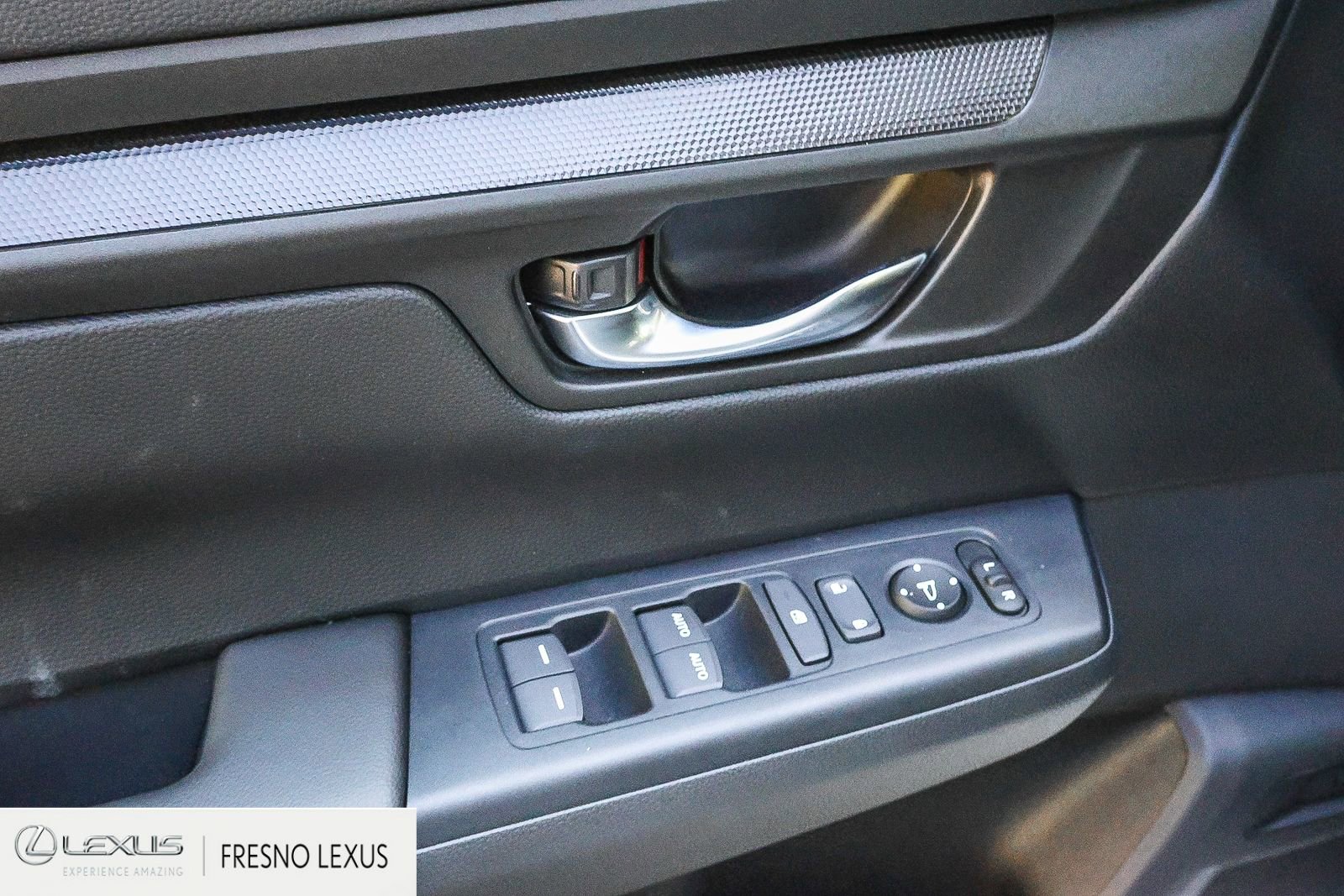 Used 2025 Honda CR-V EX image 23