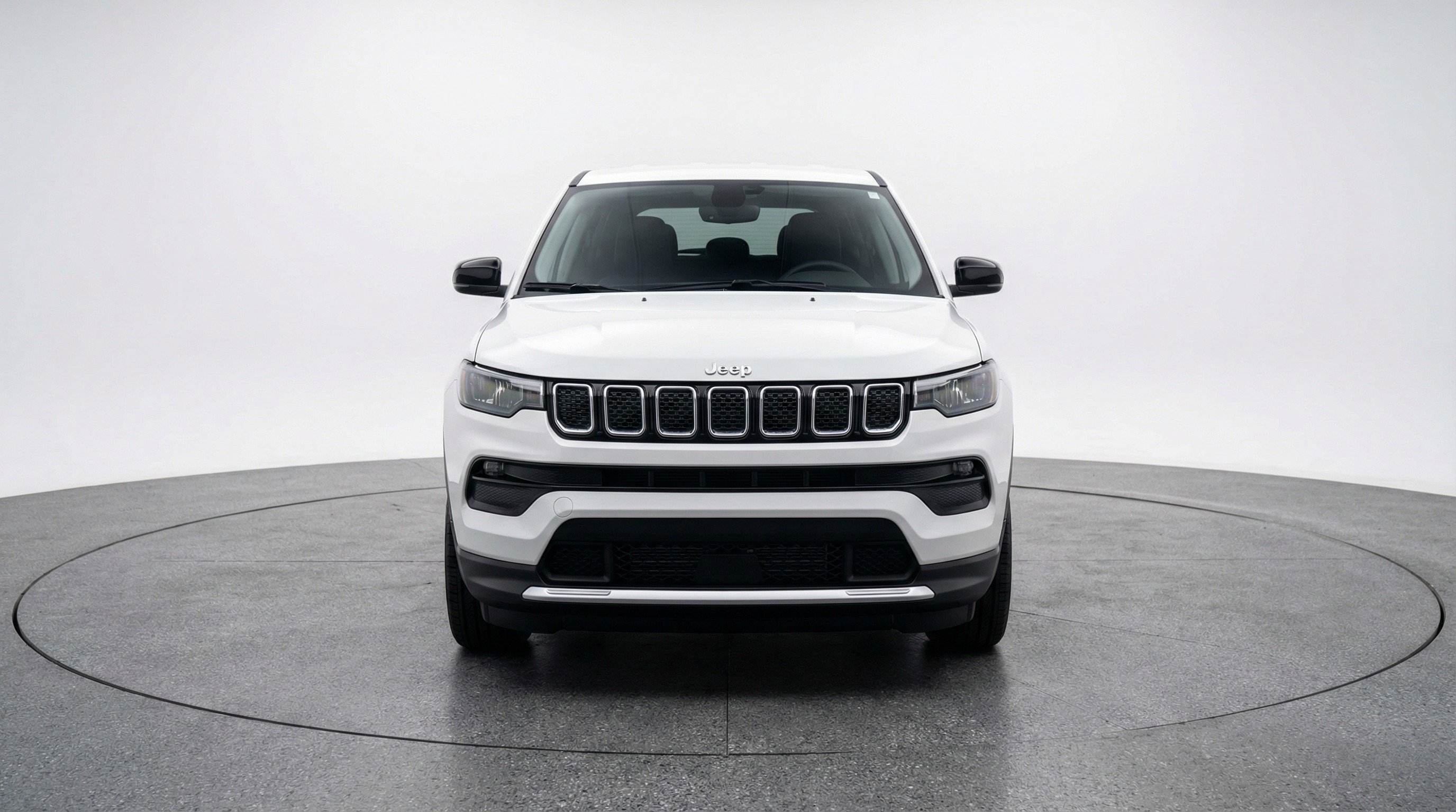 Used 2025 Jeep Compass Latitude image 2