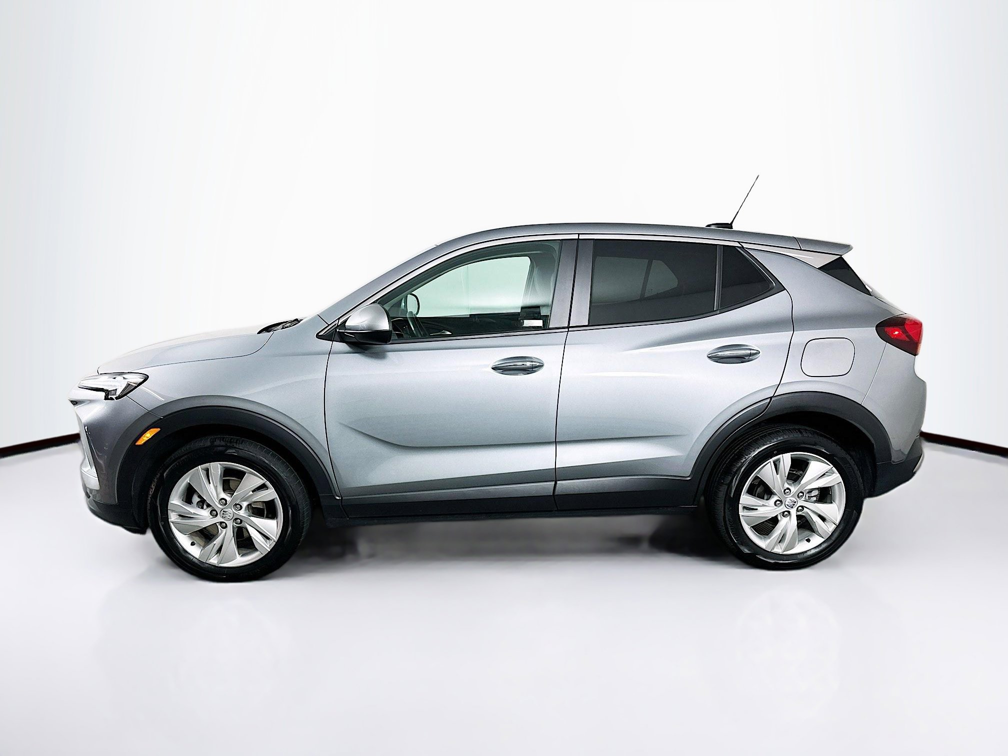 Used 2025 Buick Encore GX Preferred image 4
