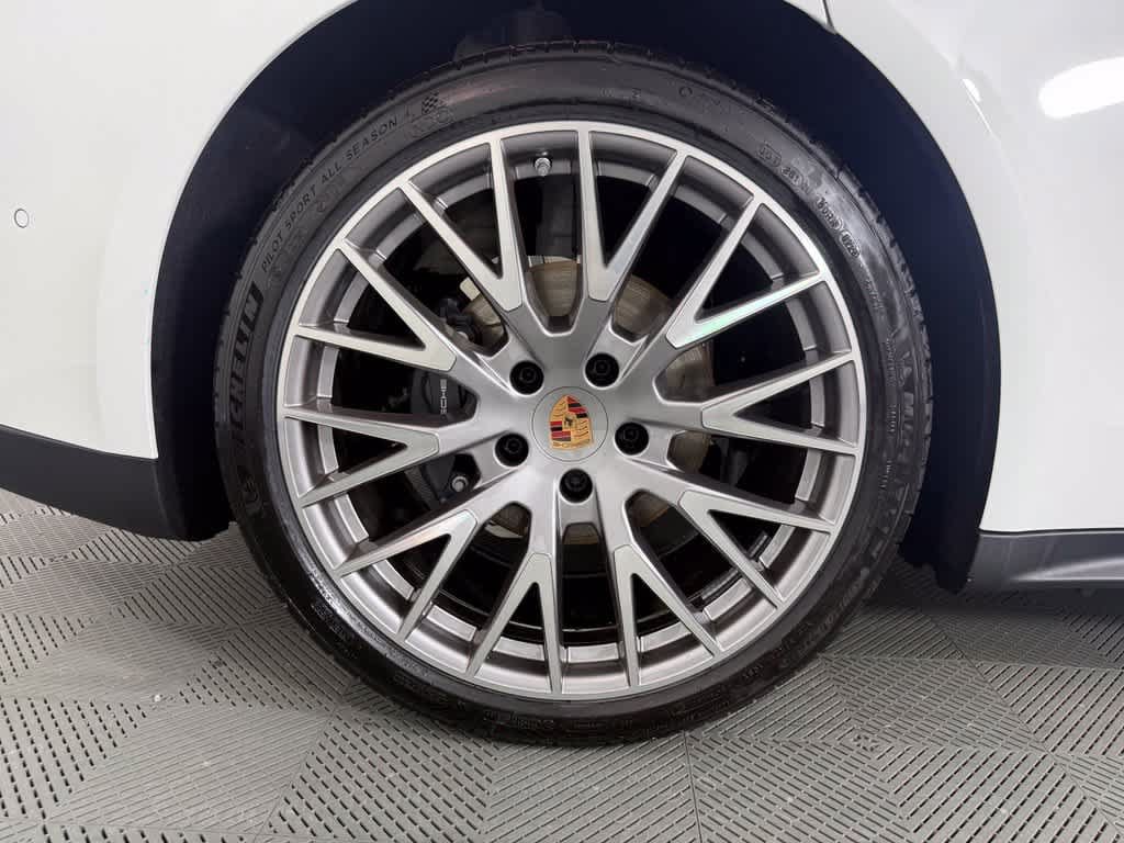New 2026 Porsche Panamera RWD image 13