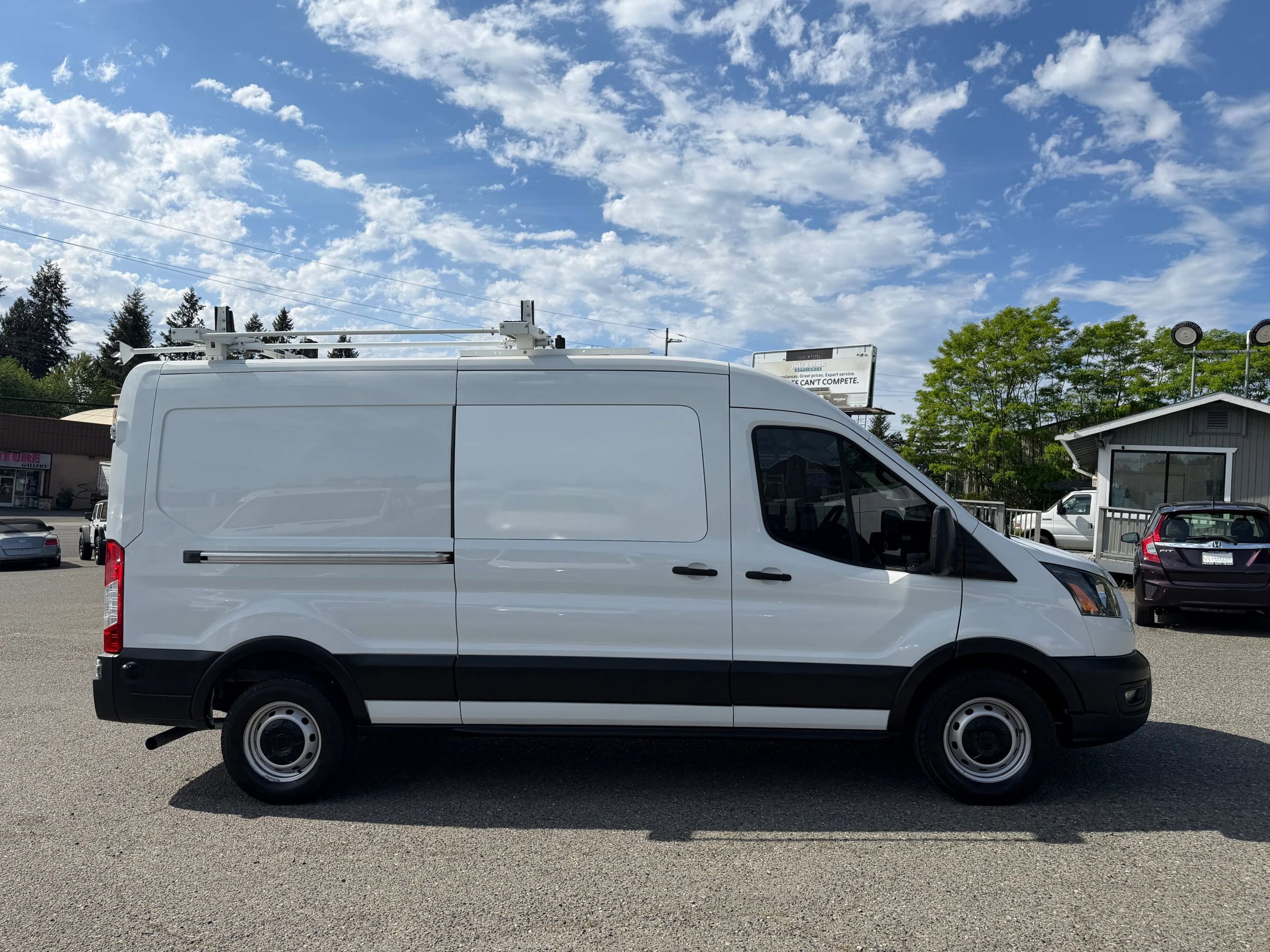 Used 2020 Ford Transit 250 Medium Roof w/ Load Area Protection Package RWD image 8