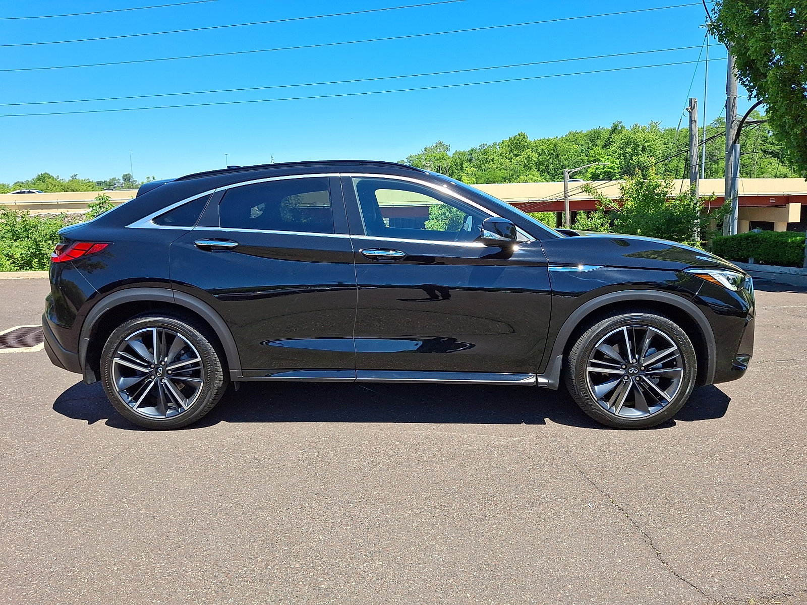 Certified 2023 INFINITI QX55 Essential AWD/4WD image 7