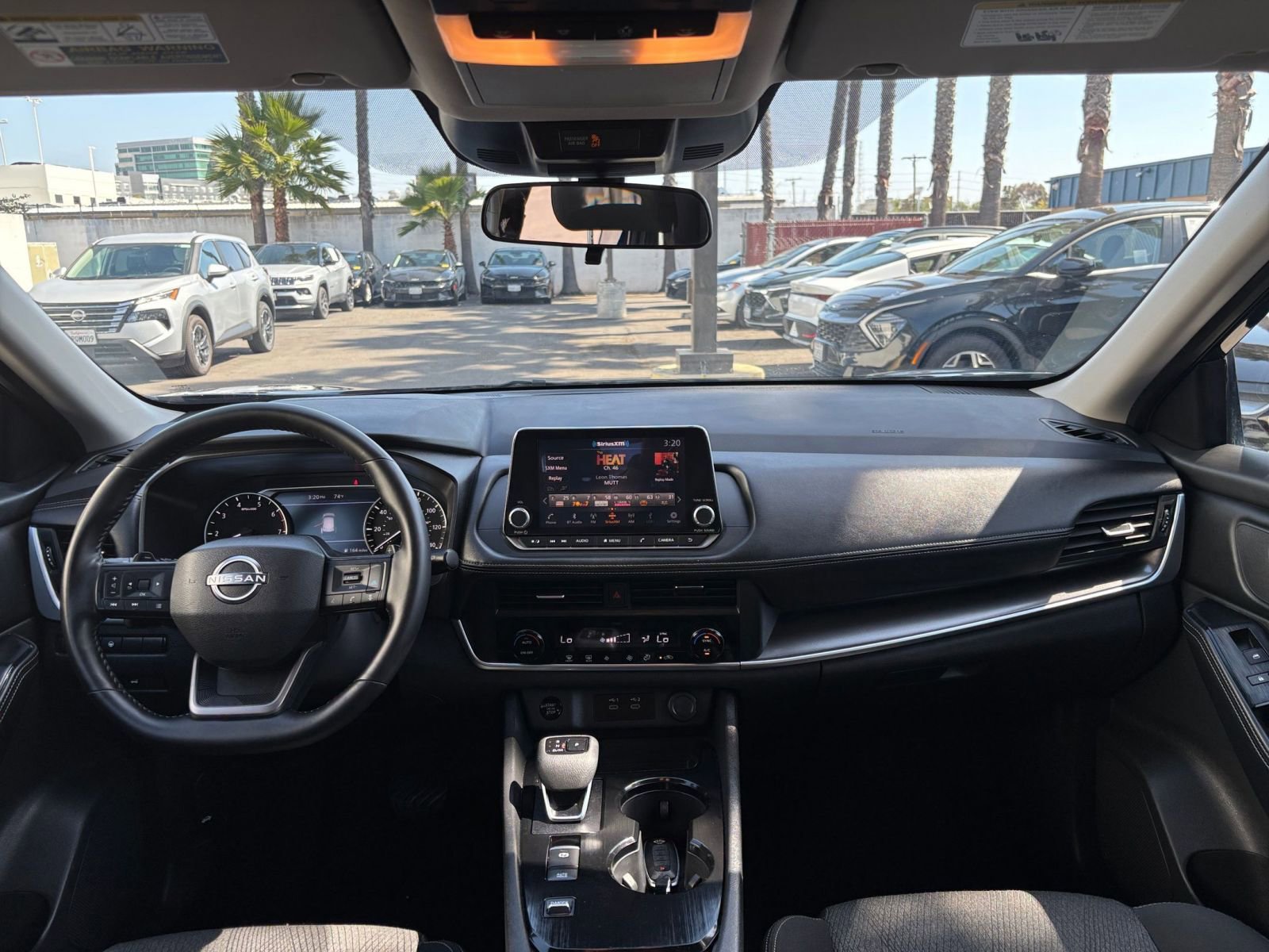 Used 2025 Nissan Rogue SV FWD image 35