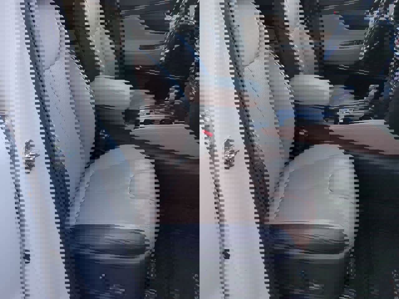 Used 2019 Hyundai Santa Fe Limited image 22