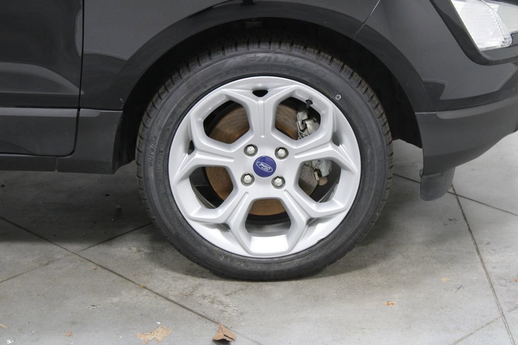 Used 2021 Ford EcoSport SE w/ SE Convenience Package image 12