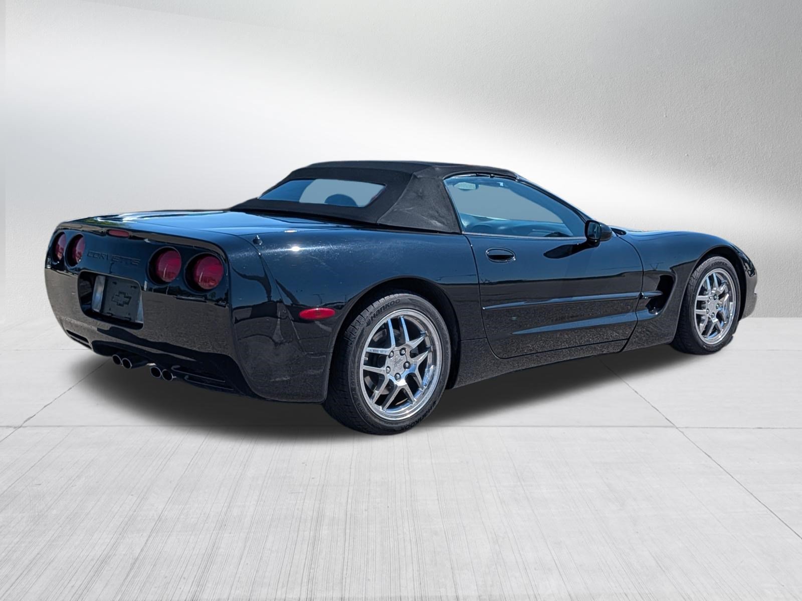 Used 2002 Chevrolet Corvette Convertible w/ Preferred Equipment Group2 RWD image 7
