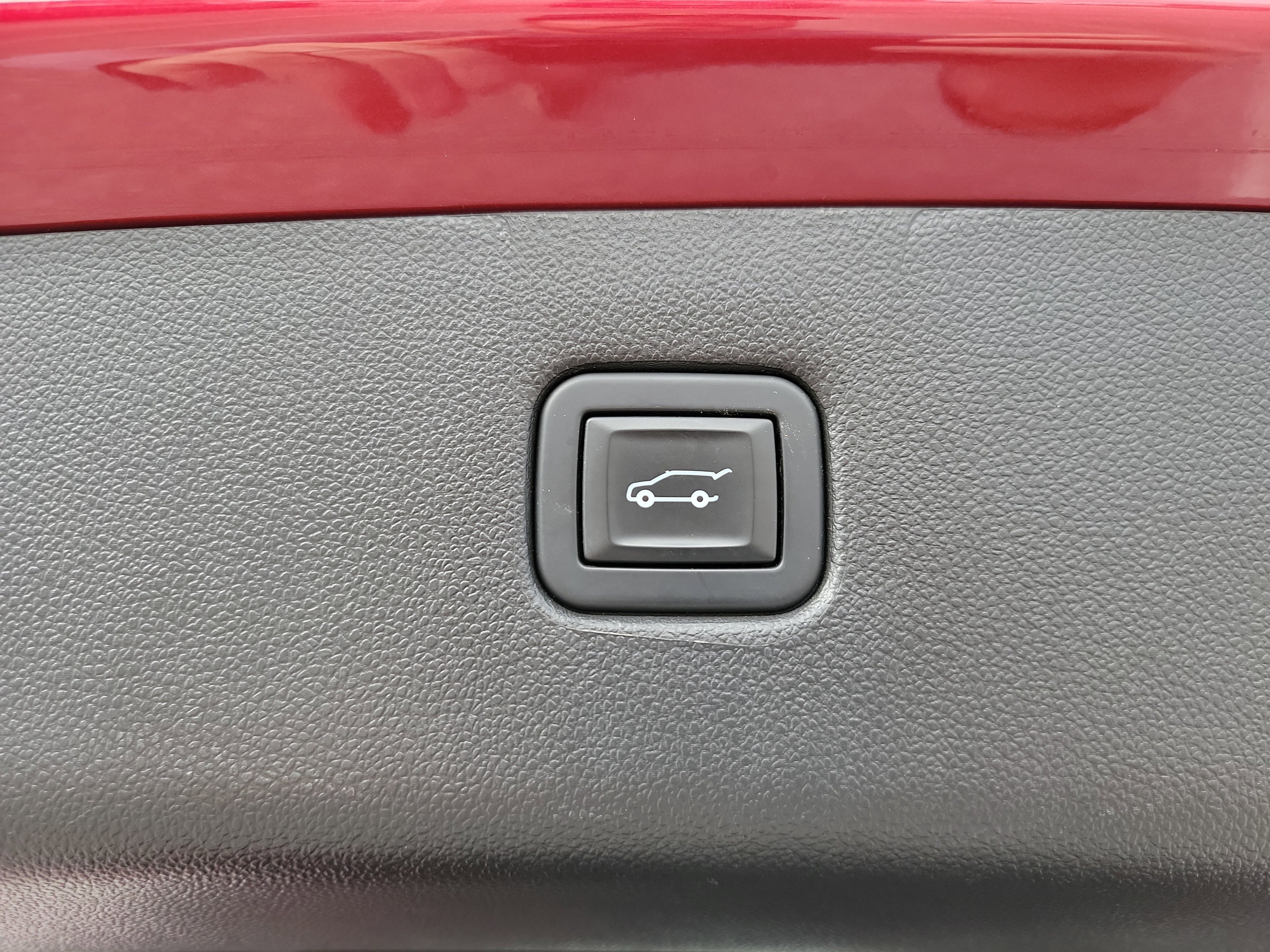 Used 2020 Chevrolet Blazer LT image 12