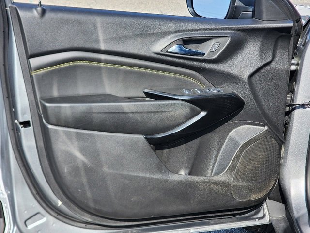 Used 2024 Chevrolet Trax LT image 19