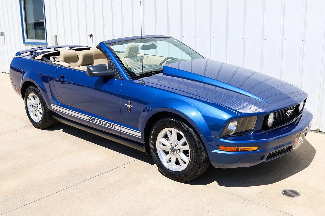Used 2007 Ford Mustang Premium RWD image 15