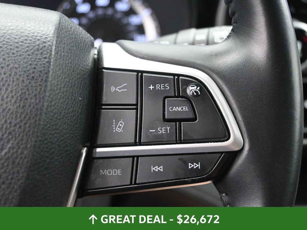Used 2023 Toyota Highlander LE image 15