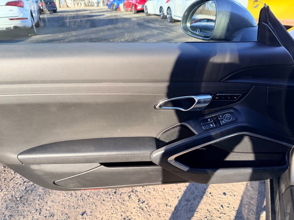 Used 2015 Porsche 911 Carrera 4S image 19