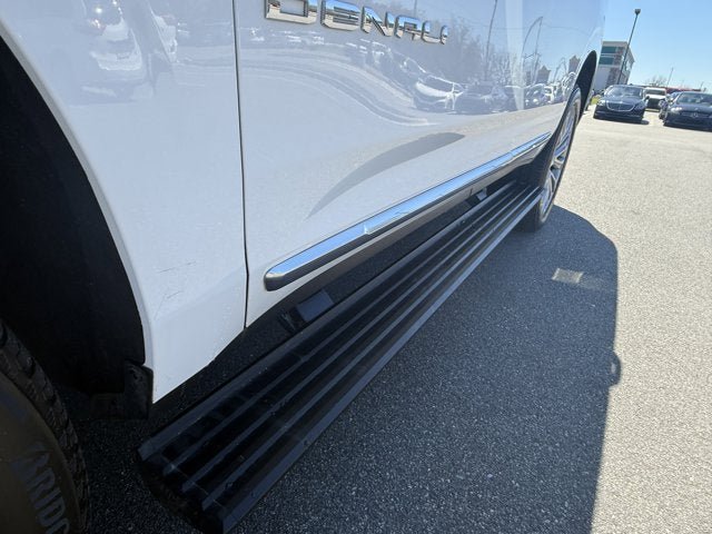 Used 2022 GMC Yukon Denali AWD/4WD image 12