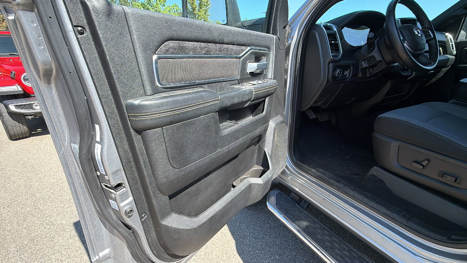 Used 2024 RAM 2500 Big Horn w/ Bed Utility Group AWD/4WD image 14