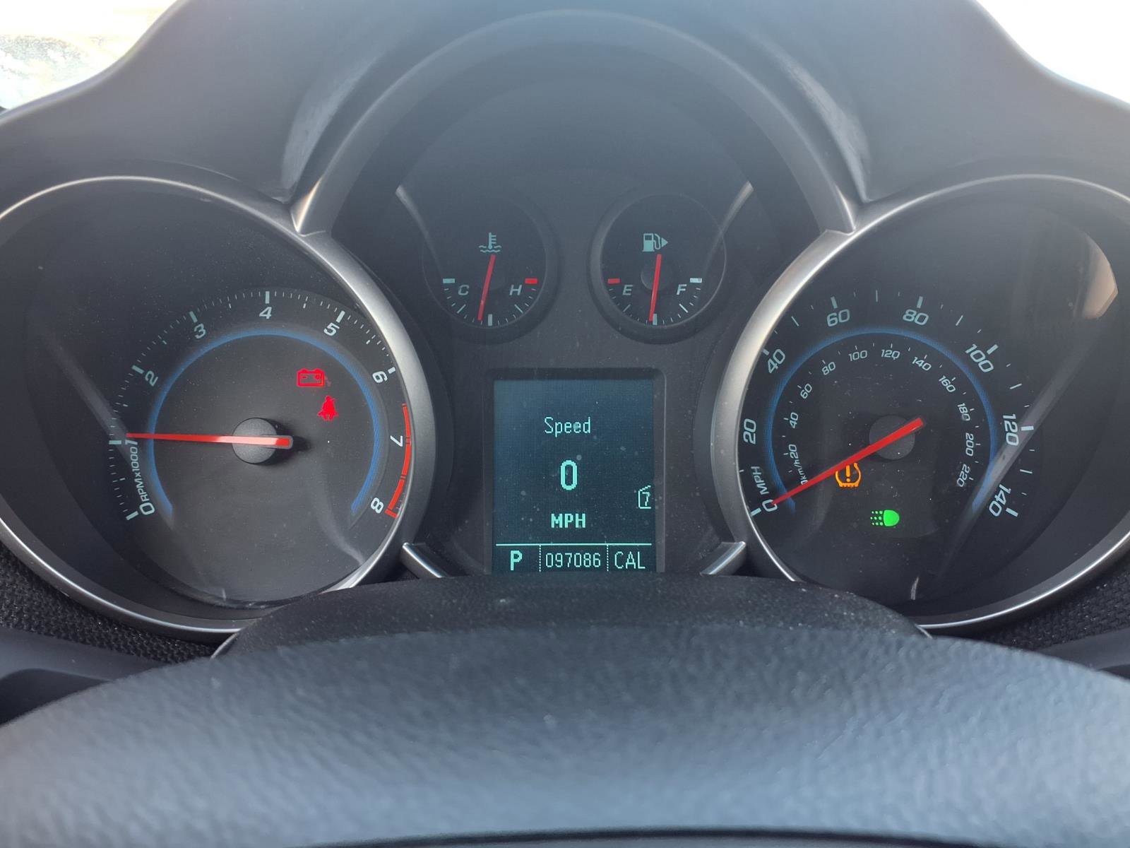 Used 2011 Chevrolet Cruze LT image 14