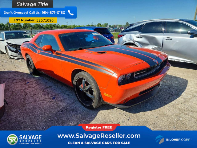 Used 2009 Dodge Challenger SRT8 RWD image 5