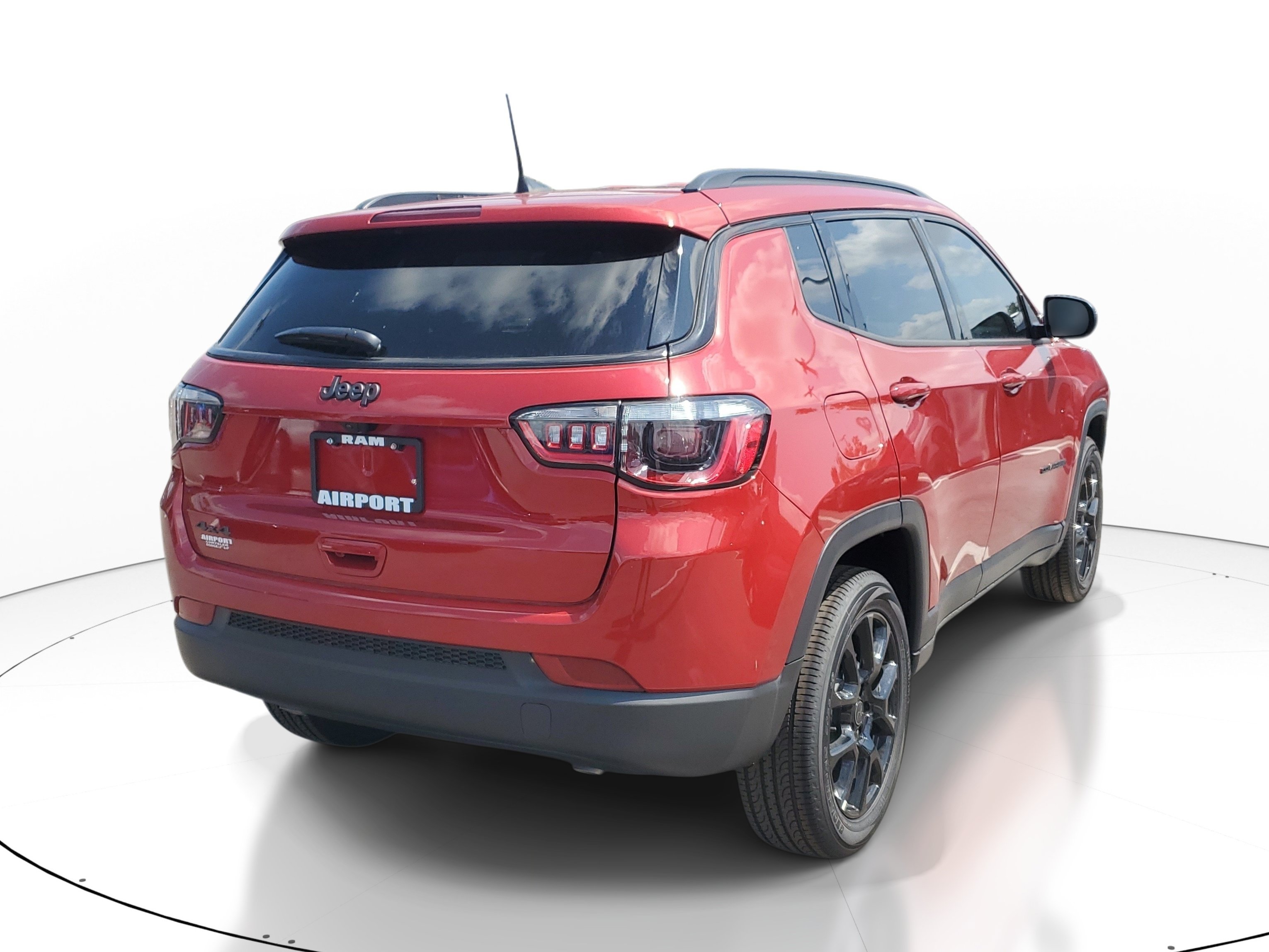 New 2026 Jeep Compass Latitude AWD/4WD image 5