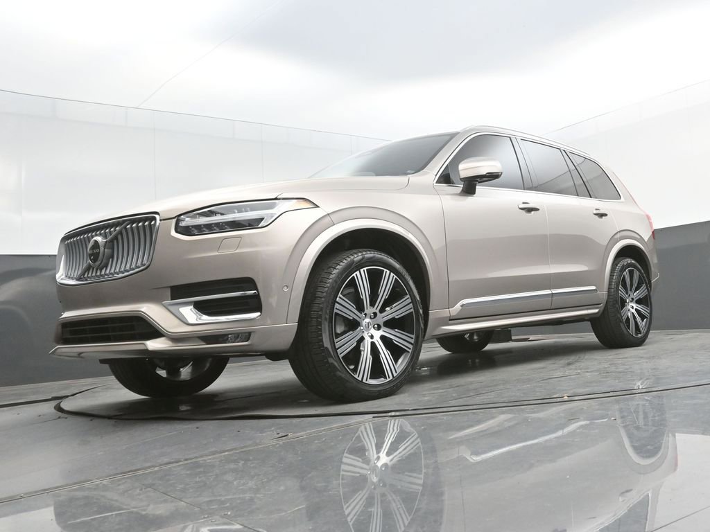 Certified 2024 Volvo XC90 B5 Plus image 31