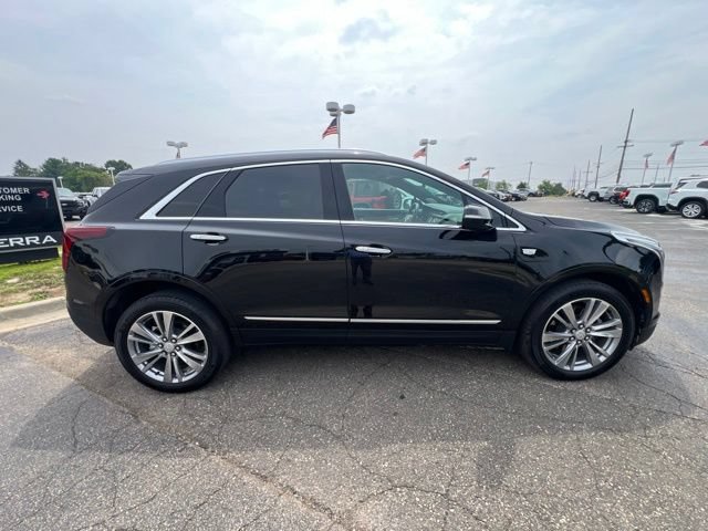 Used 2024 Cadillac XT5 Premium Luxury w/ LPO, Floor Liner Package AWD/4WD image 4