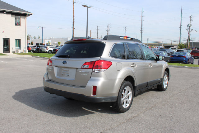 Used 2014 Subaru Outback 2.5i Limited AWD/4WD image 37