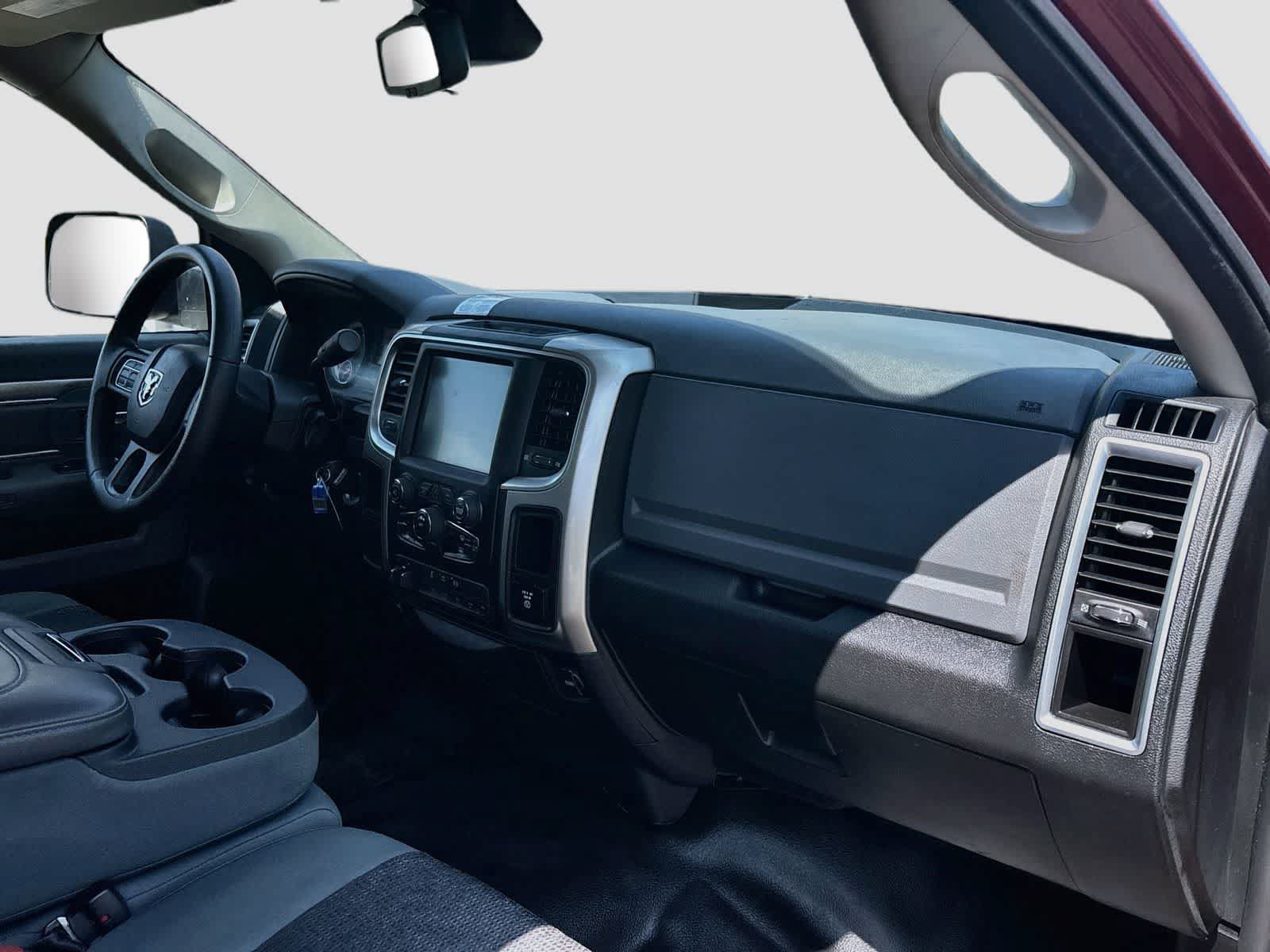Used 2015 RAM 5500 SLT w/ Quick Order Package 29G SLT RWD image 24