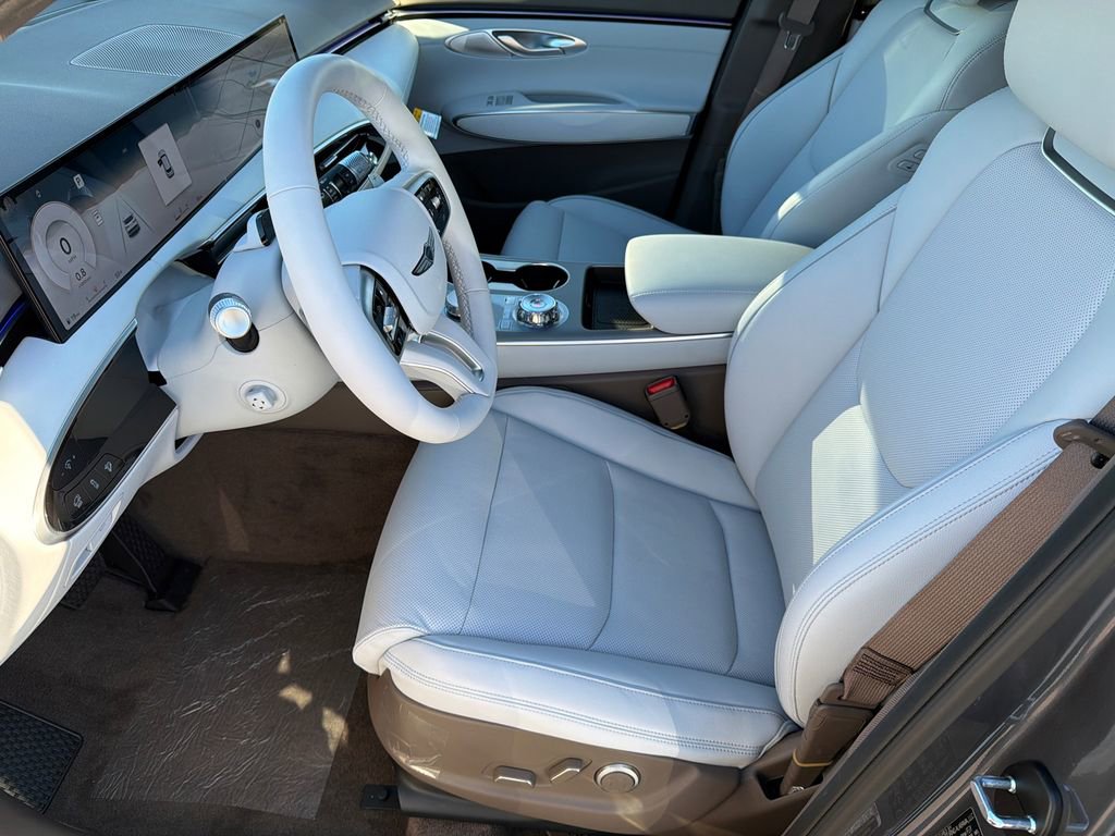 New 2026 Genesis GV70 2.5T Advanced AWD/4WD image 9
