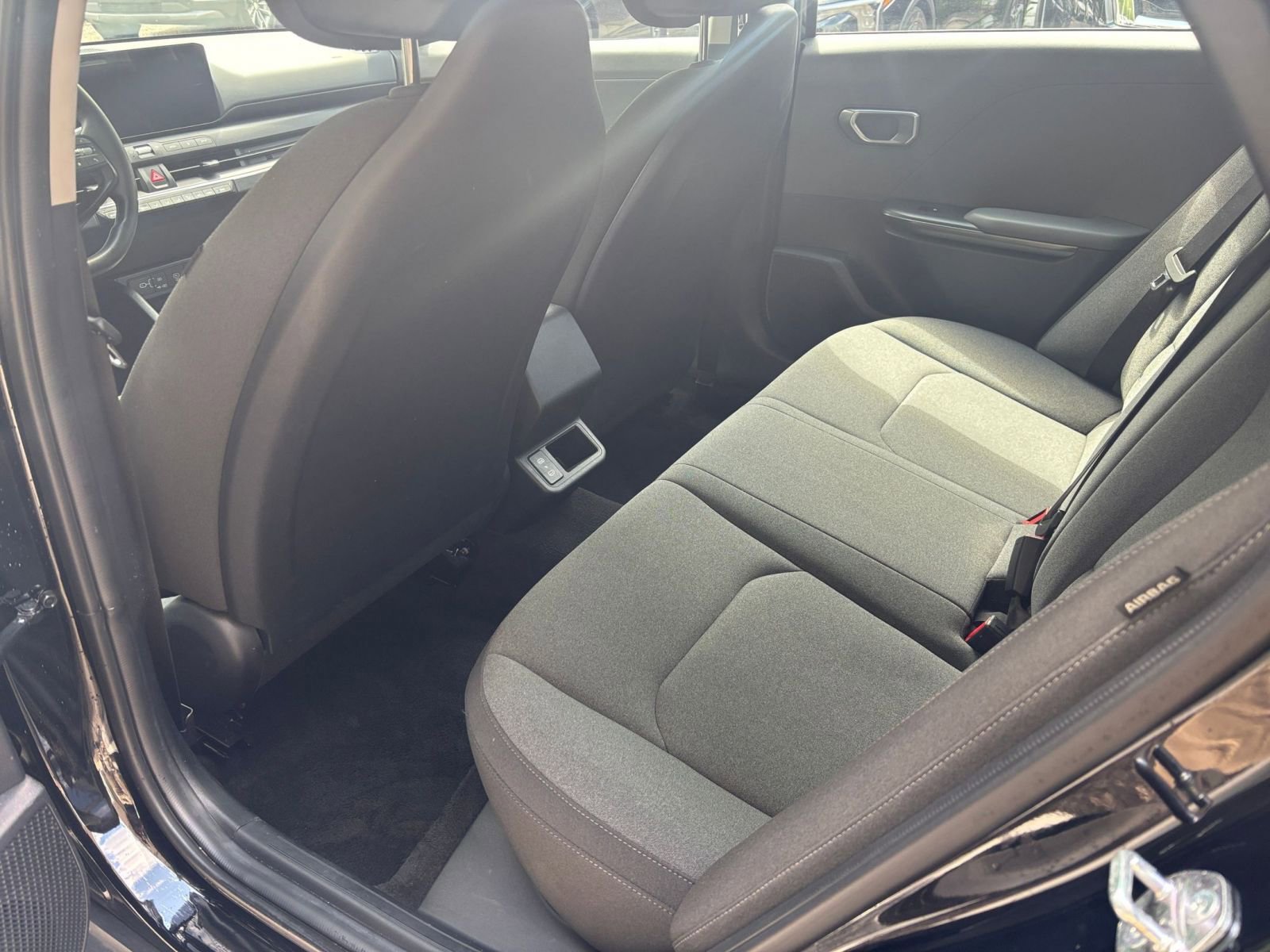 Used 2025 Kia K4 FWD image 38