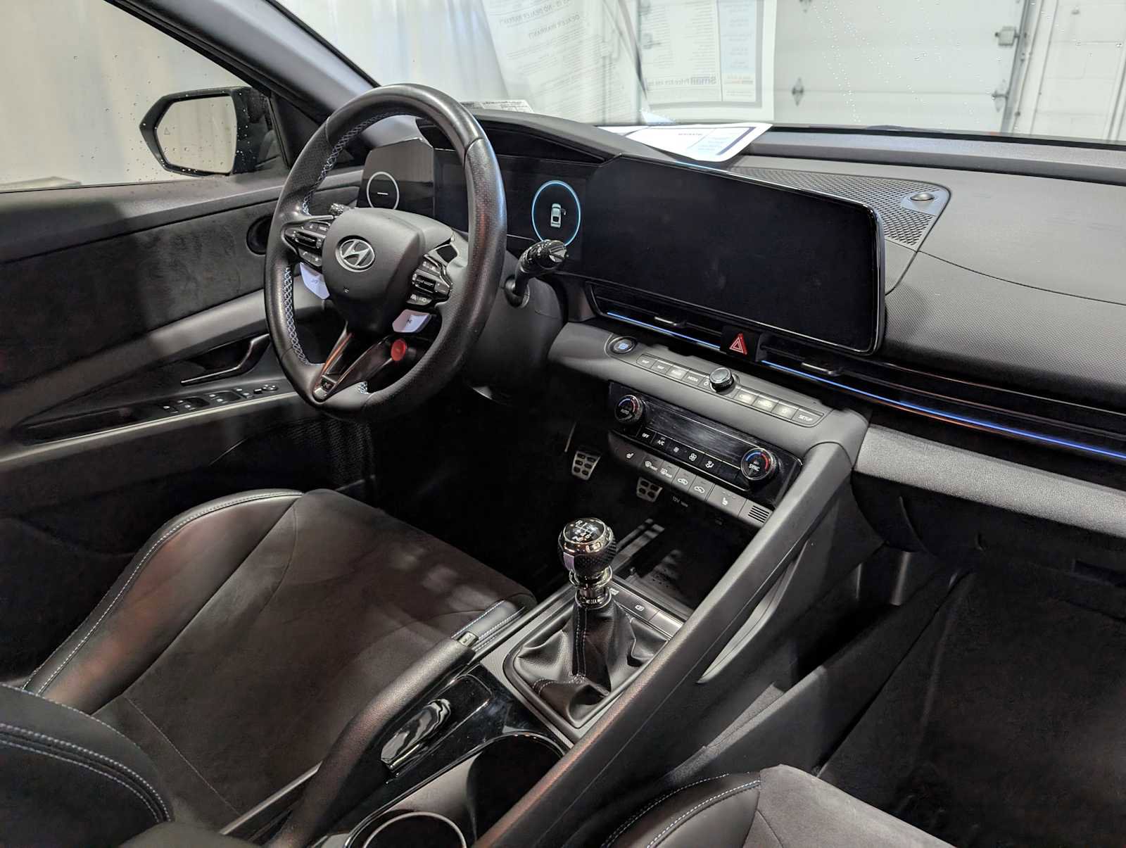 Used 2023 Hyundai Elantra N image 39