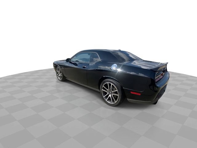 Used 2023 Dodge Challenger R/T RWD image 8